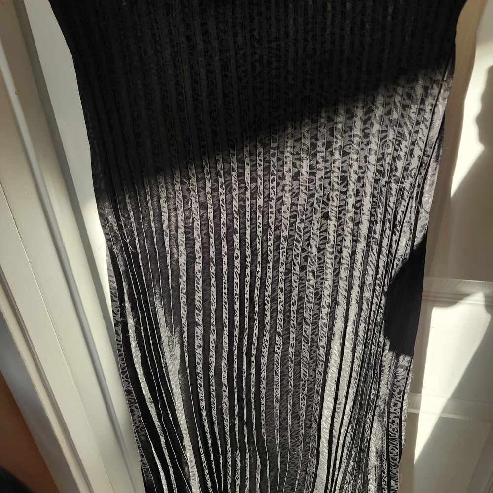 Jopsa Black Pleated Skirt